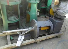 Side entry agitator for desulfurization